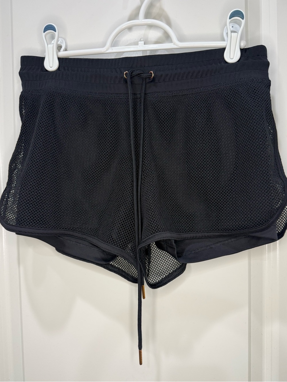 Onzie Women's Black Mesh Flow Shorts with Built-In Liner
